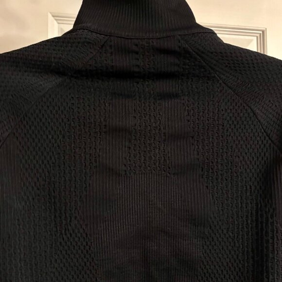 SALE! Athleta Flurry Force Insulated PrimaLoft Jacket - Black - Like New S - Picture 8 of 14